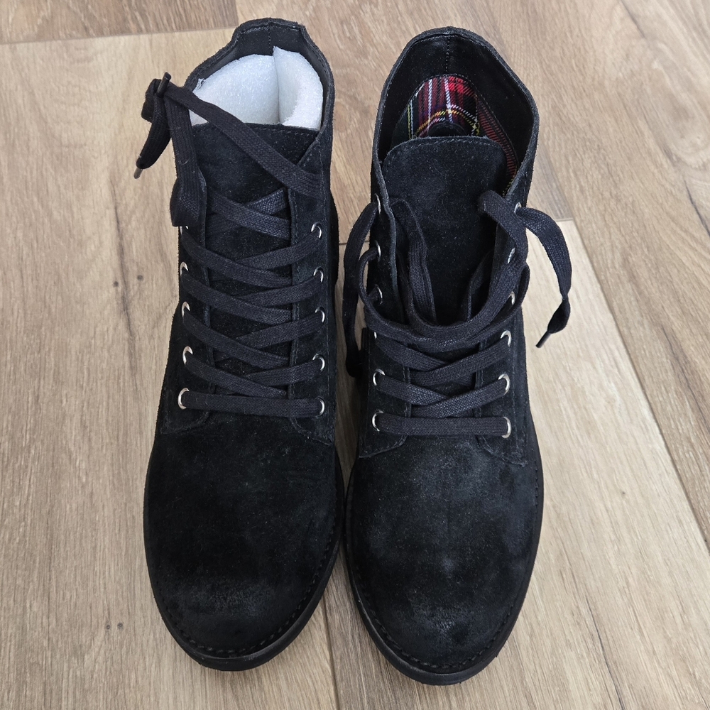Sam Edelman lace-up suede boots, size 8.5, black leather with low heel